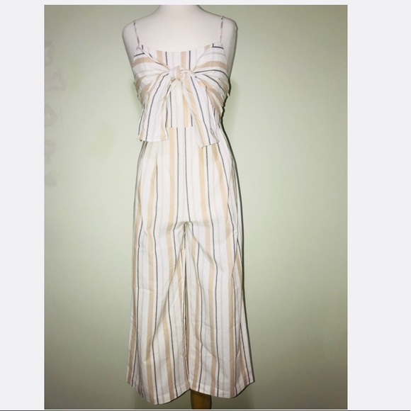 TASHA Overlay Front-Tie Capri Jumpsuit - Picture 2 of 8